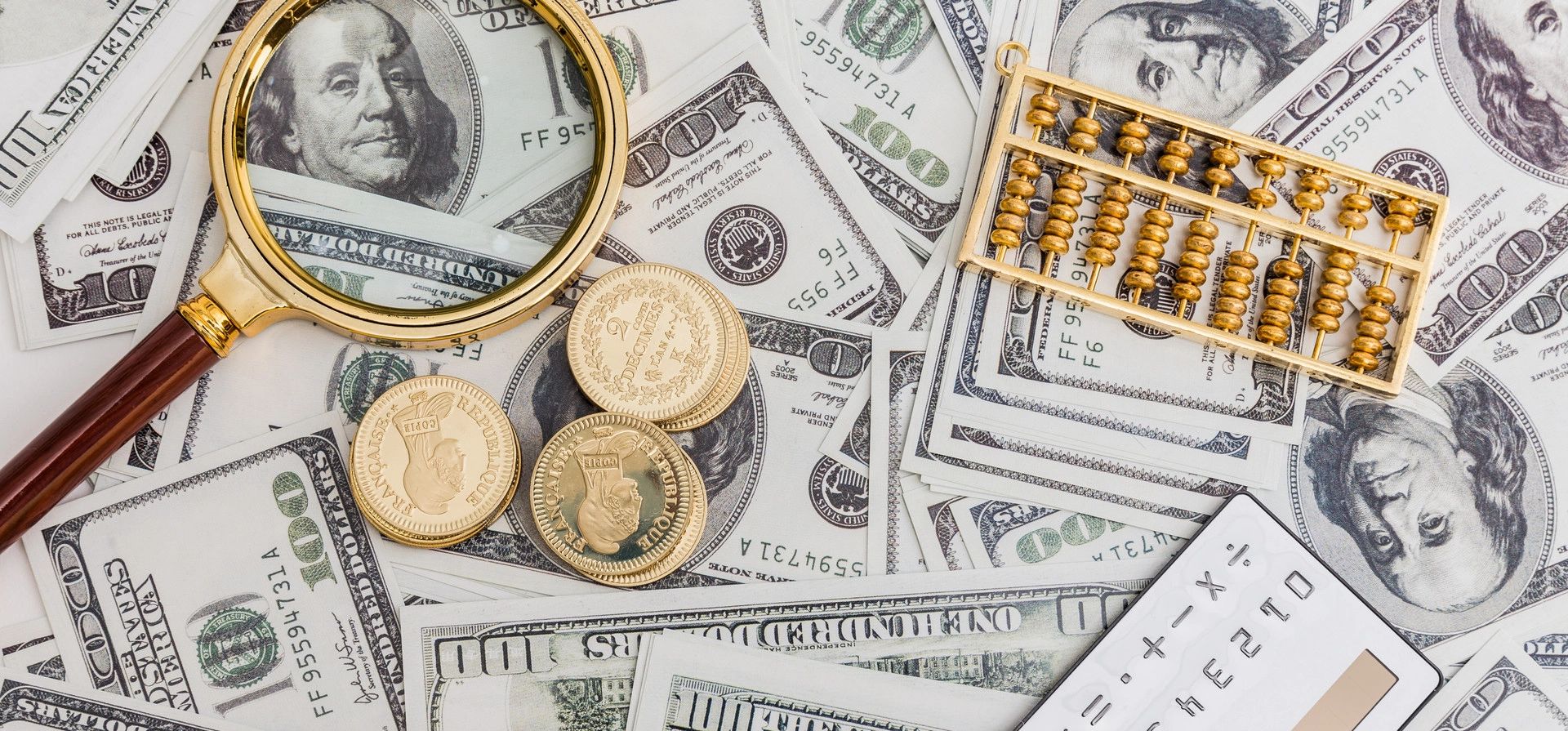 Shopee and TikTok Shop Are Accused By Sellers of Arbitrarily Increasing Service Fees