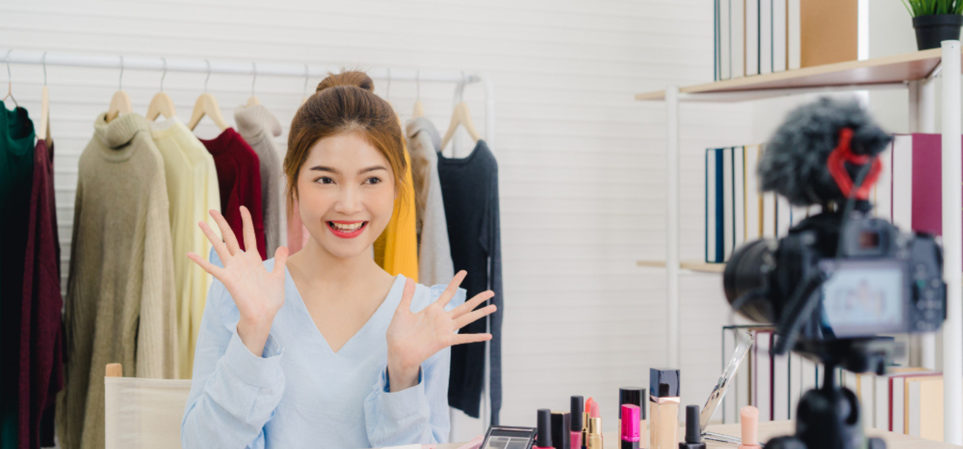 Brand Ambassador vs Influencer, Mana Lebih Efektif?