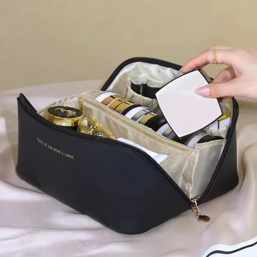 Travel Tas Kosmetik Pouch Make Up Dompet Tempat Skincare Wanita Organizer Kulit PU Sintetis Premium Anti Air Waterproof Kapasitas Besar Jumbo Sekat Multifungsi Serbaguna Aesthetic Elegan Modis Praktis Tebal Wadah Alat Kecantikan Rose Of No Mans Land