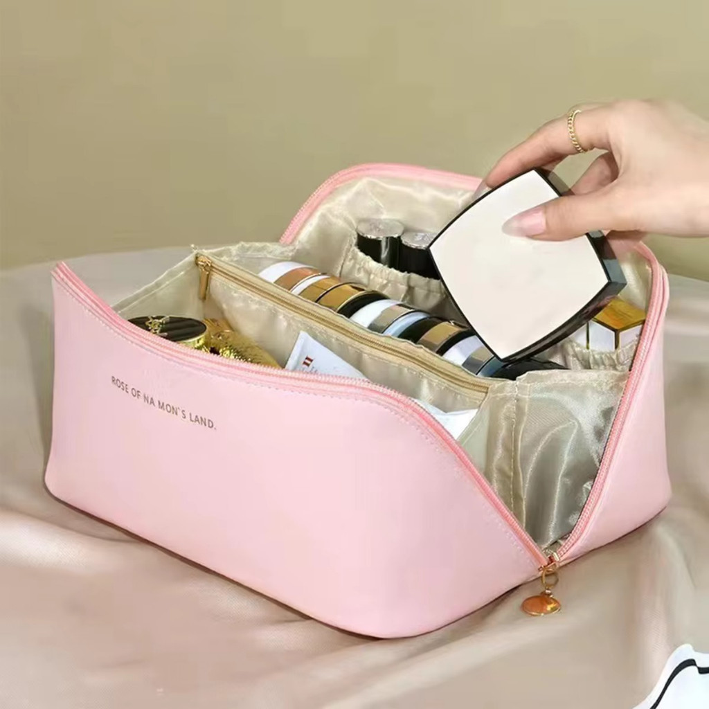 Travel Tas Kosmetik Pouch Make Up Dompet Tempat Skincare Wanita Organizer Kulit PU Sintetis Premium Anti Air Waterproof Kapasitas Besar Jumbo Sekat Multifungsi Serbaguna Aesthetic Elegan Modis Praktis Tebal Wadah Alat Kecantikan Rose Of No Mans Land