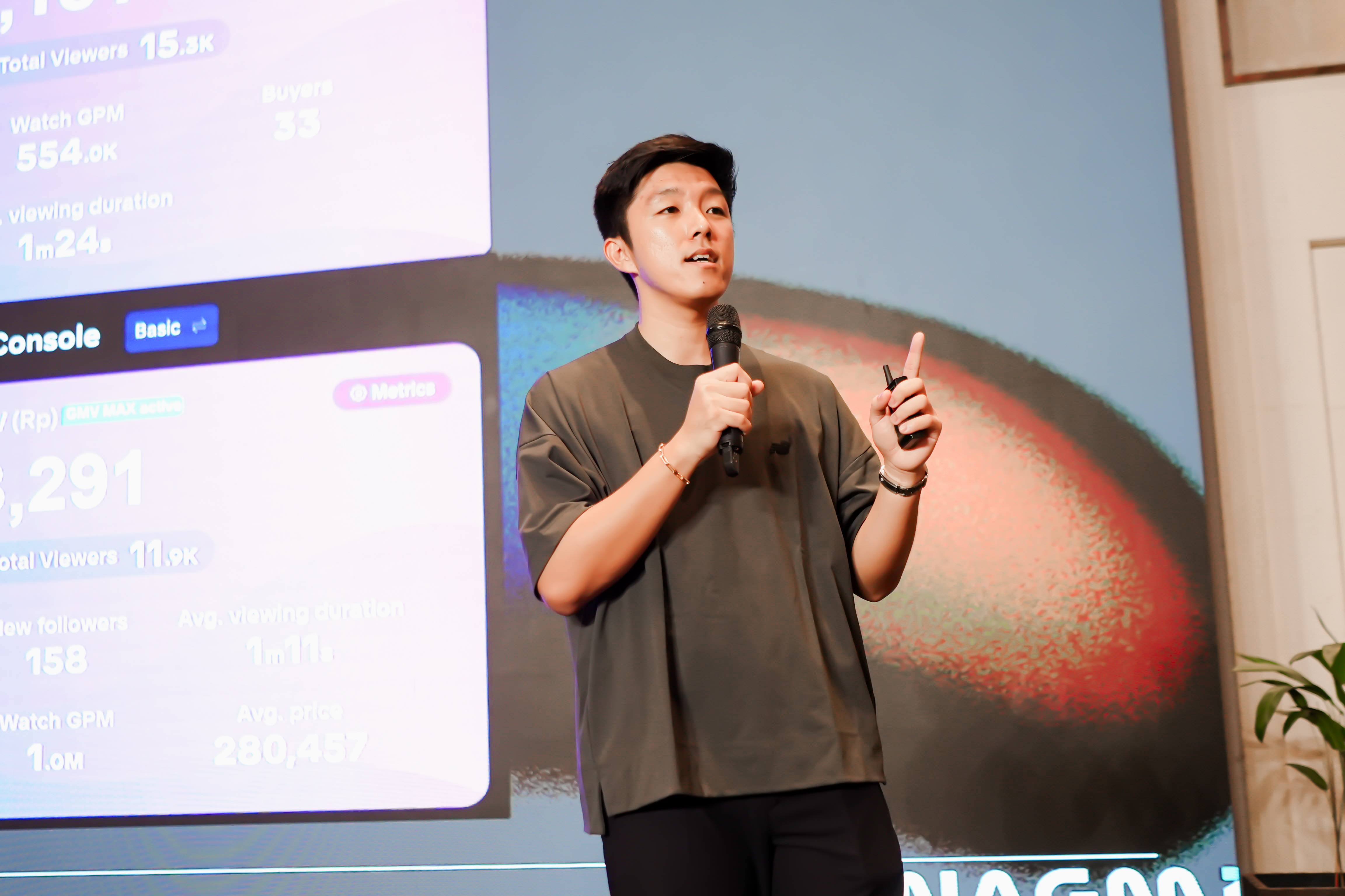 Leo Giovannii, kreator konten edukatif | BigSeller E-Commerce Summit 2025